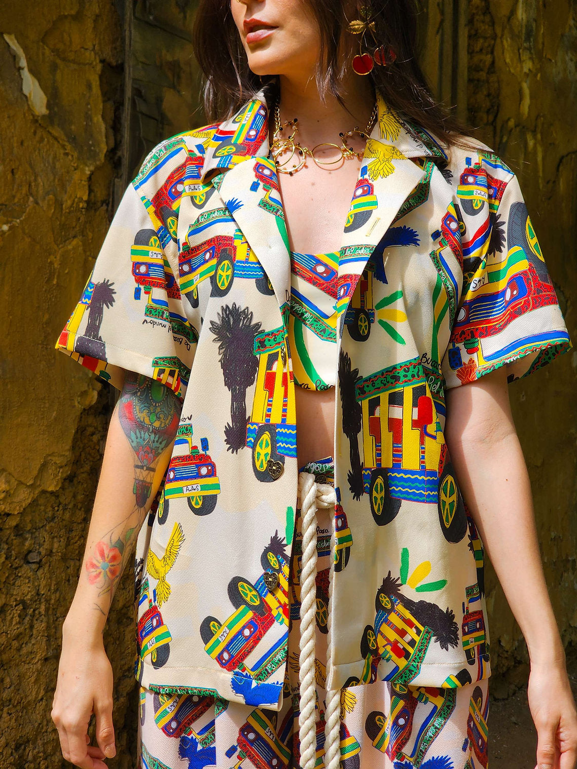 CAMISA CHIVÍSTICA
