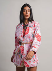 Sobretodo Serotonina Atardecer Ale Ardila Studios - vista frontal, blazer oversize rosa con print artesanal
