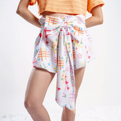 MINI SHORT ENTRE RISAS Y TRAZOS