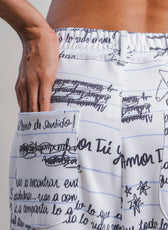 Pant Ondas Manifiesto - detalle del print Manifiesto, carta artesanal en sublimación textil