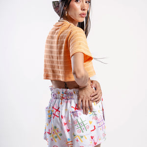 MINI SHORT ENTRE RISAS Y TRAZOS