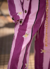 Pant Denim Sabor a Flor – detalle estampado flor del café