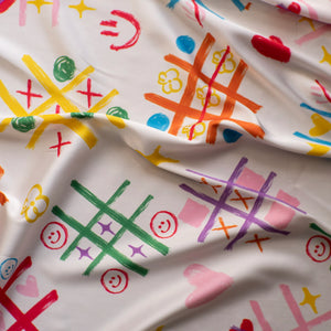 PAÑOLETA ENTRE RISAS Y TRAZOS